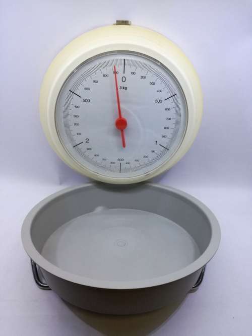 Vintage German WESTA Kitchen Wallhanging Scale 3 KG 1970`s
