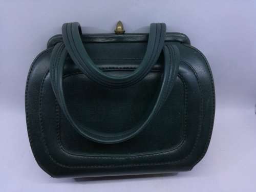 Stunning green vintage handbag