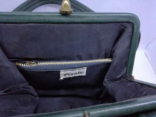 Stunning green vintage handbag