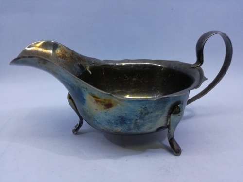 Stunning vintage Sheffield gravy boat/milk jug