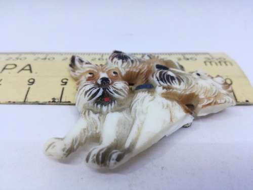 Scotty brooch