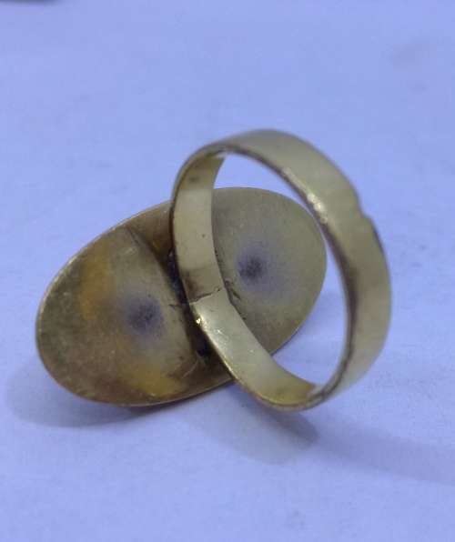 Stunning vintage semi precious stone ring! Size 6