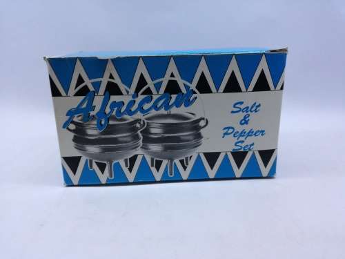 Cast Iron Potjie Pot - Salt and Pepper Set