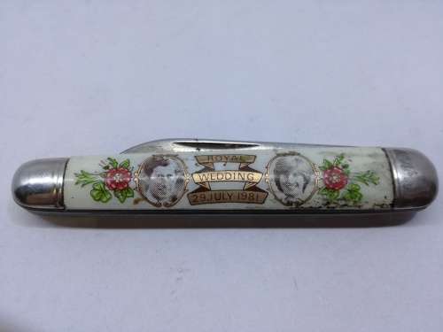 1981 Royal wedding Diana and Charles pocket knife