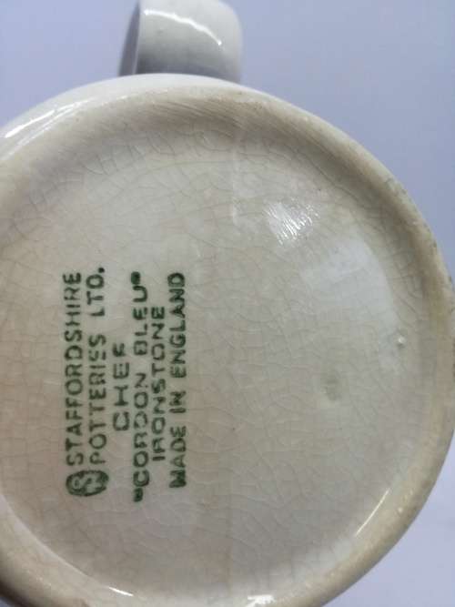 VINTAGE iron stone Gordon Bleu milk jug - small chip