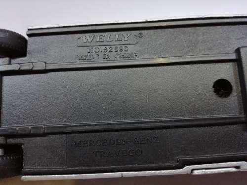 Welly Traveco  Mercedes Benz