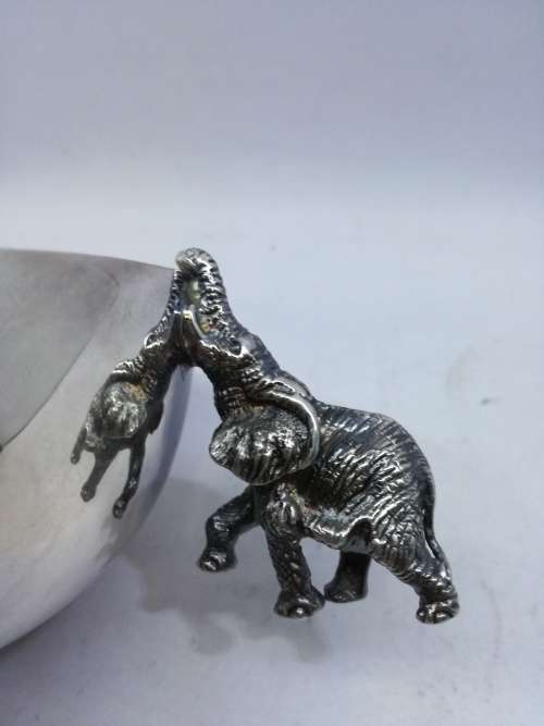 Elephant bowl