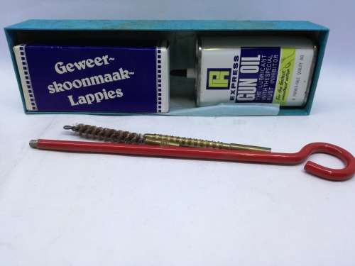 Gun cleaning set
