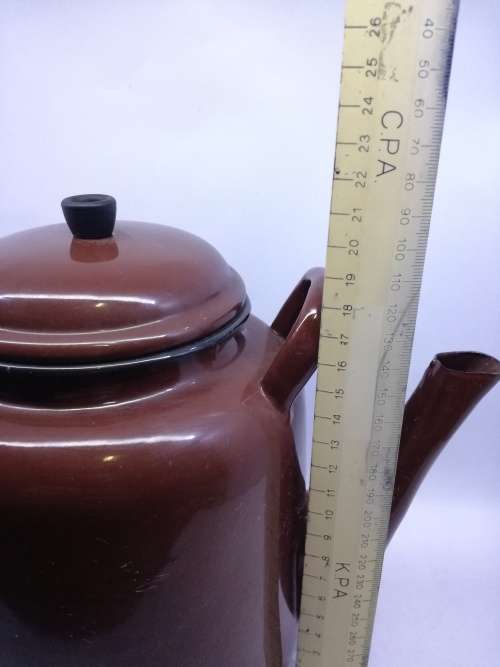 Big 3.5l enameled kettle