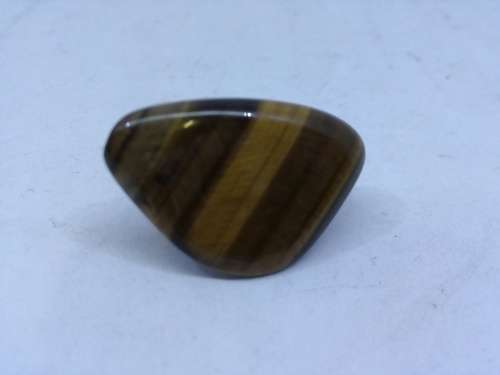 Pretty Tigers eye brooch