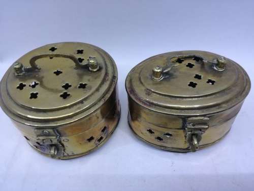Brass cricket cage/boxes footed