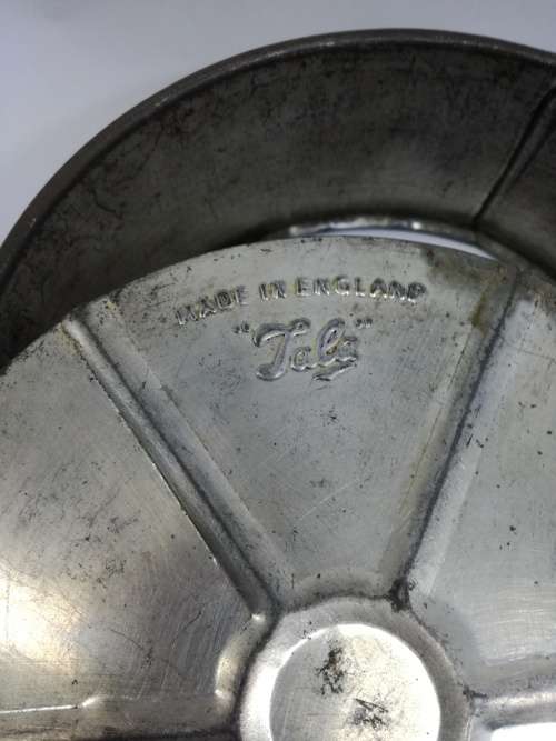 Vintage Tala Cake tin - Cake Pan - Loose Bottom