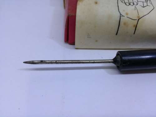 Antique air Biarritz cork opener