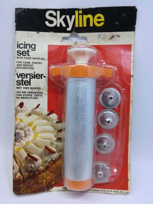 Vintage Skyline icing set