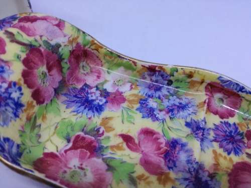 ROYAL WINTON  CHINTZ SALT & PEPPER SHAKERS TRAY 3 PC  FLORAL, some damage, see pics