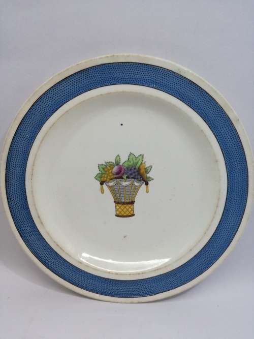 ANTIQUE WEDGWOOD ETRURIA PLATE