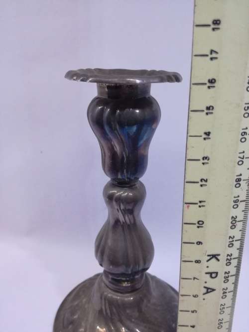 Candle holder