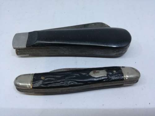 Two old pocket knifes