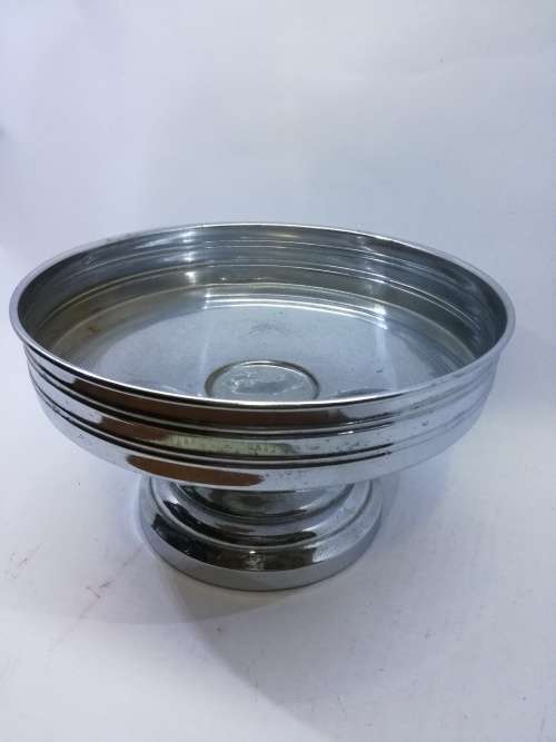 Footed bowl