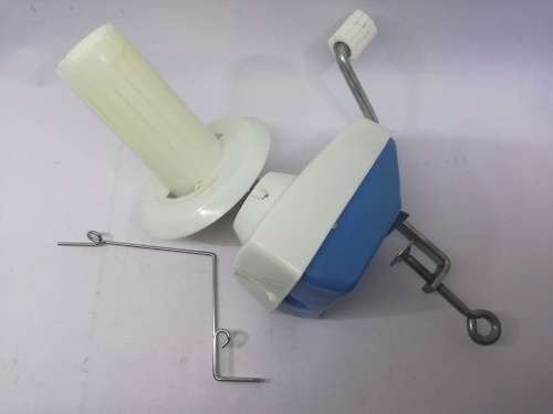 EMPISAL WHISK WOOL WINDER IN BOX