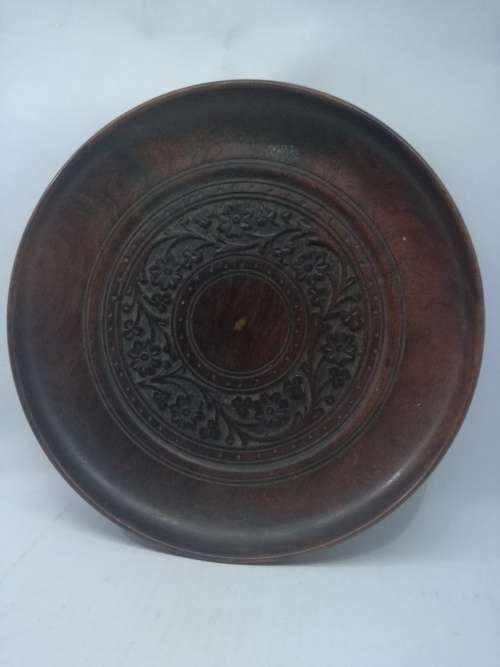 Wooden plate - carved