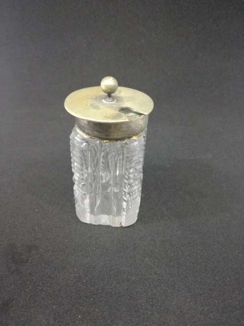 Cut crystal mustard/salt - no spoon