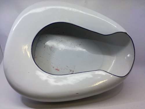 Enamel bed pan