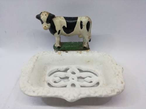 Vintage cast iron soap dish - Cow