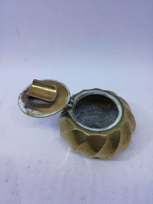 Travel ashtray