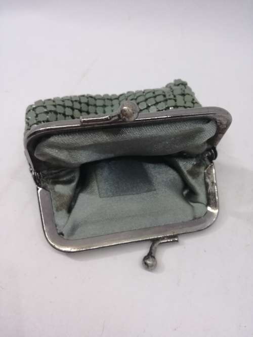 Metal coin purse