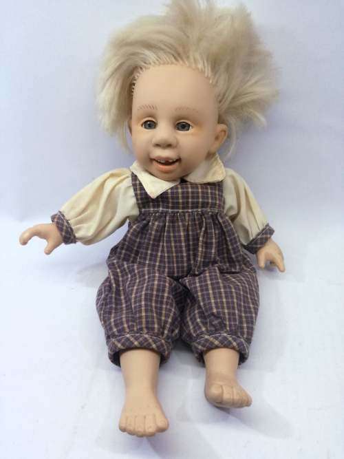 Expression doll