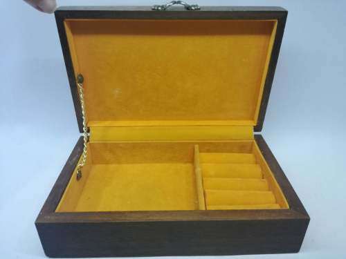 Vintage jewelry box