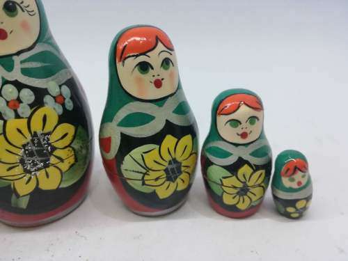 Russian dolls set of 5