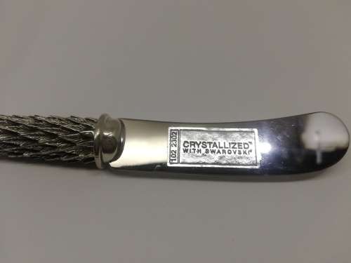 Swarovski crystal detailed spreader