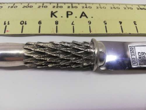 Swarovski crystal detailed spreader