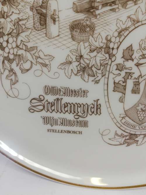 Huguenot Fine China Stellenryck Wijn Musuem Stellenbosch Plate