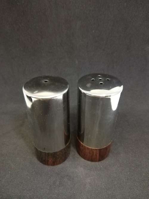 Salt and Pepper set 18.8 Stainless steel and Rose wood base