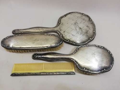 Vintage Alpaca 4 piece vanity set - Lynette 19-3-1963