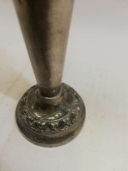 Bud vase