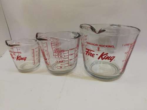 Scares Anchor Hocking Fire King measuring jug set - LOOK!!