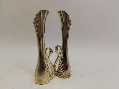 Swann vase pair