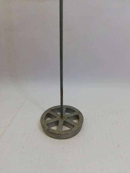 Snackle handle and form