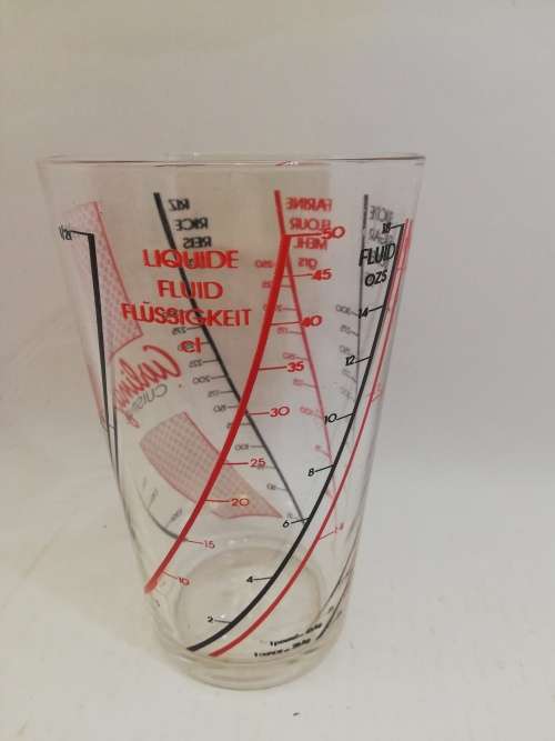Curling cuisine France measuring glass vintage