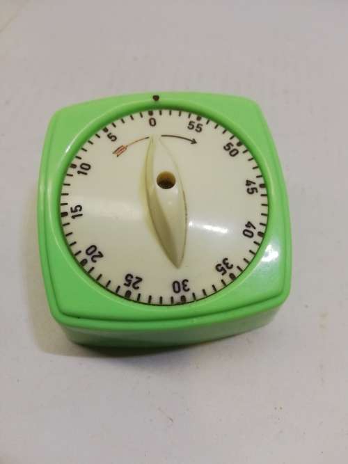 Vintage green timer in working order!