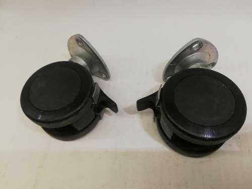 Castor wheels with brakes