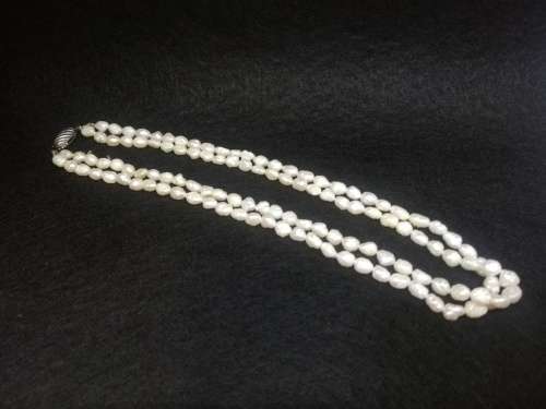 Perfect string of beautiful fresh water pearls