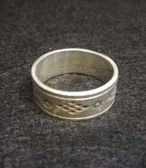 Sterling silver ring 6.4g