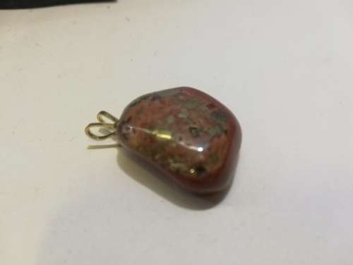 Semi precious stone pendant