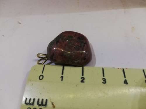 Semi precious stone pendant