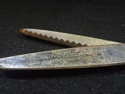 Big Vintage scissors Pinking shears